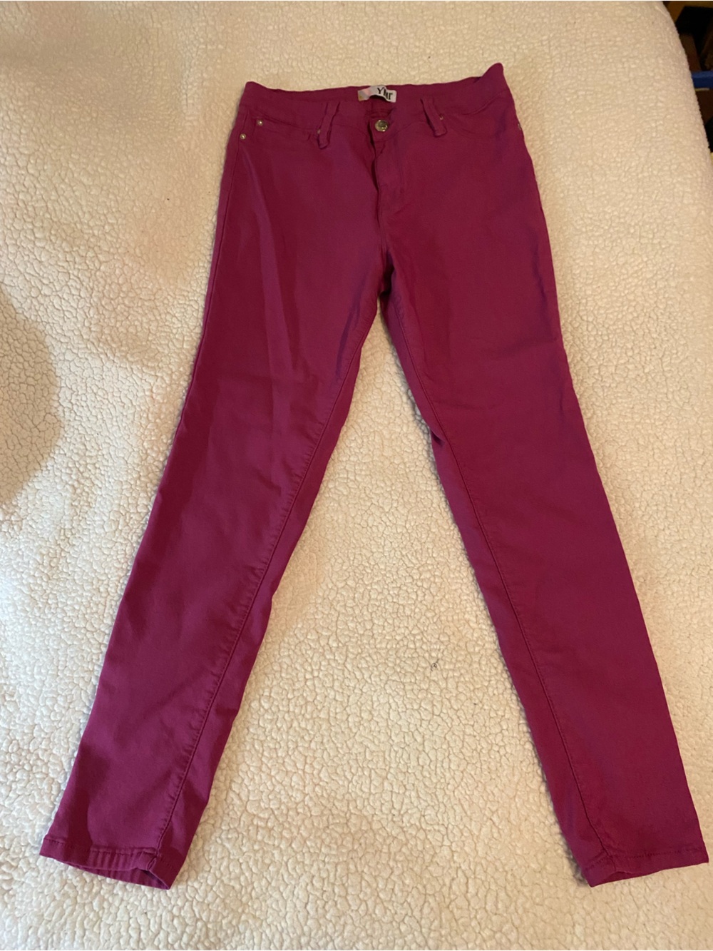 YMI Skinny Jeans in Berry